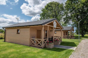 Family holiday homes by the sea for 6 people